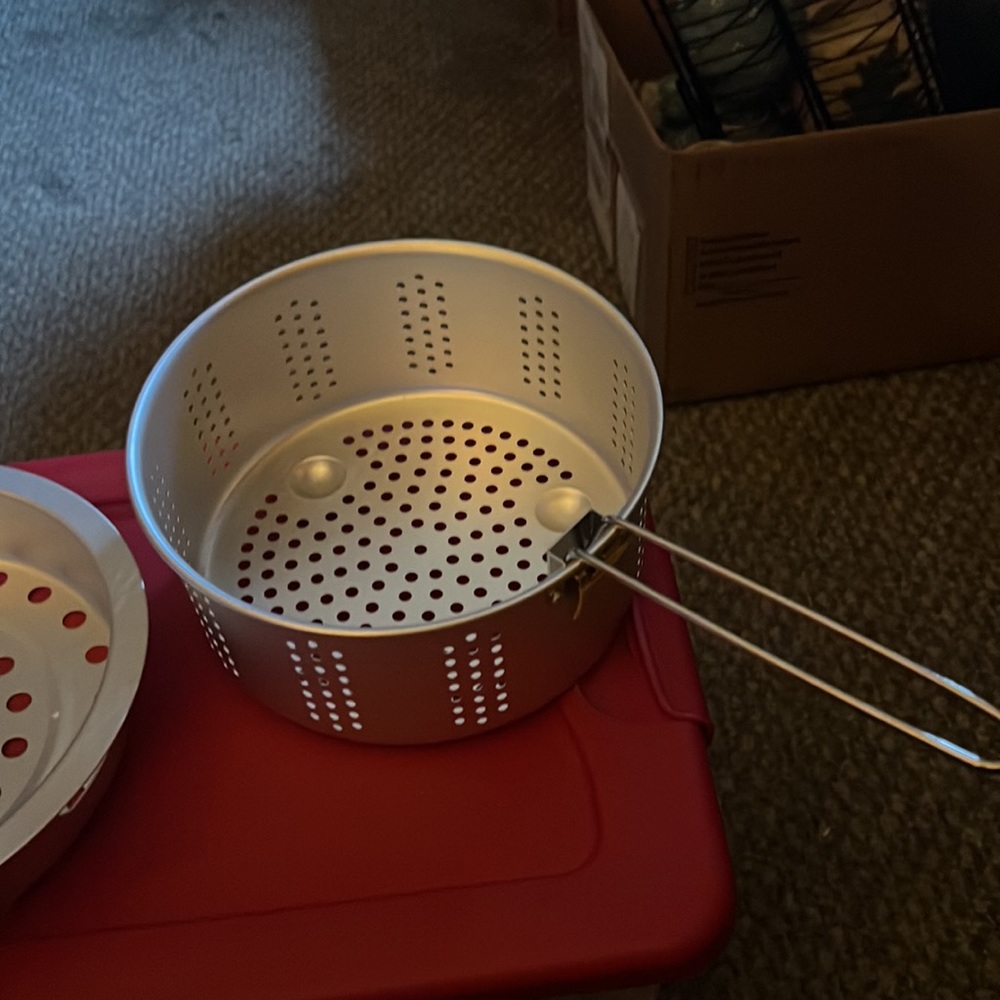 Fryer - Picture 2 of 2